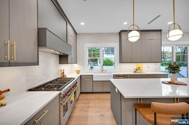 4 Athens Road, Millburn, NJ 07078