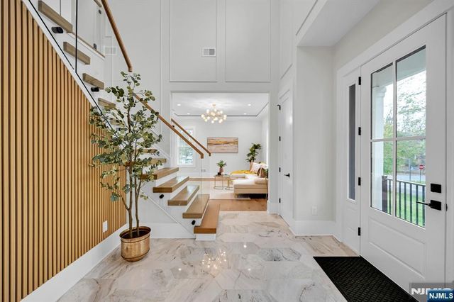 4 Athens Road, Millburn, NJ 07078