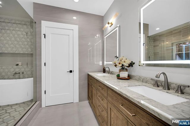 4 Athens Road, Millburn, NJ 07078