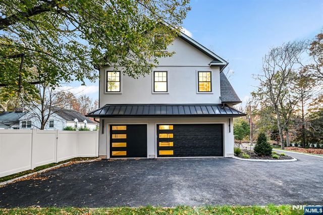 4 Athens Road, Millburn, NJ 07078