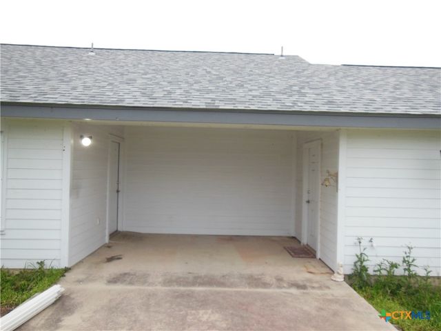 1830 Coffee Road, San Marcos, TX 78666