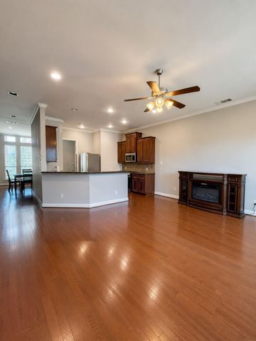 1605 W Dallas Street C, Houston, TX 77019