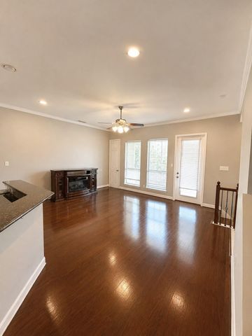 1605 W Dallas Street C, Houston, TX 77019