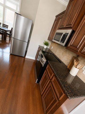 1605 W Dallas Street C, Houston, TX 77019