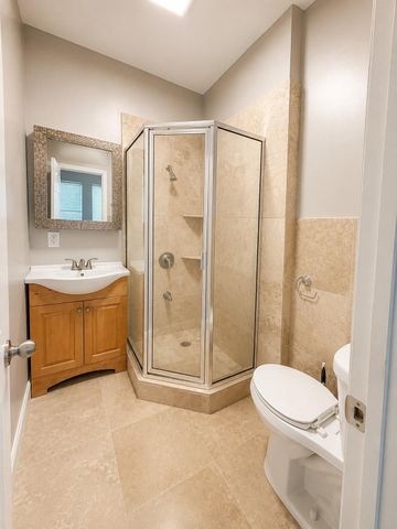1605 W Dallas Street C, Houston, TX 77019