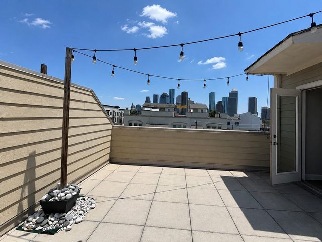 1605 W Dallas Street C, Houston, TX 77019