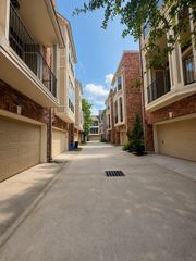 1605 W Dallas Street C, Houston, TX 77019