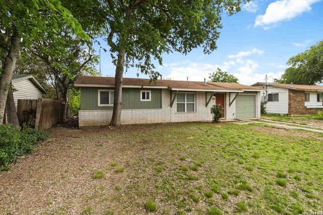 322 W AVIATION BLVD, Universal City, TX 78148
