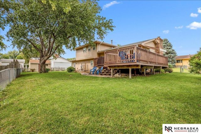 10459 W Street, Omaha, NE 68127