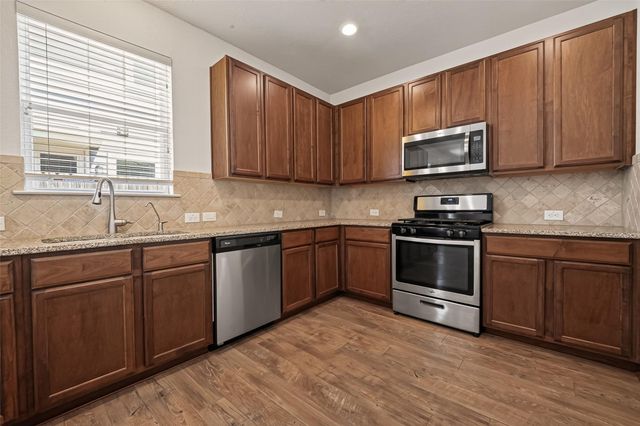 1850 Commons Hill Lane, Houston, TX 77080