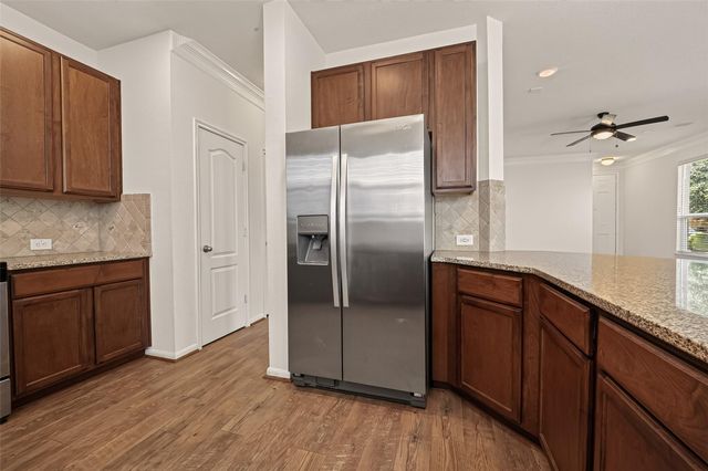 1850 Commons Hill Lane, Houston, TX 77080