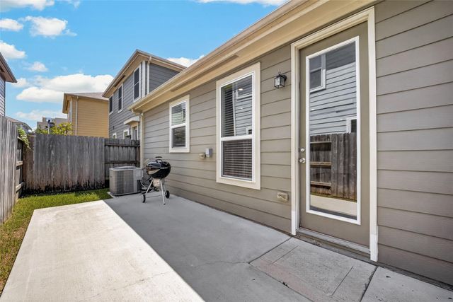 1850 Commons Hill Lane, Houston, TX 77080