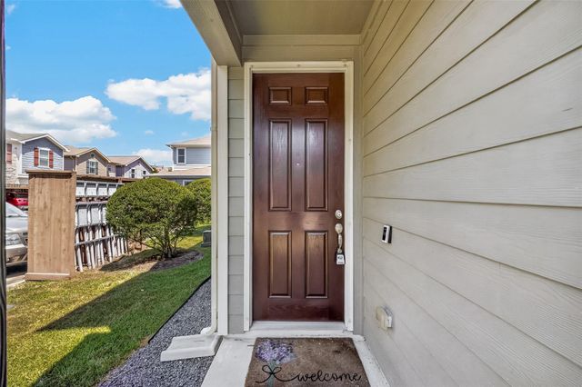 1850 Commons Hill Lane, Houston, TX 77080