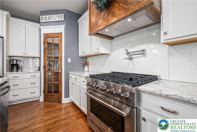 106 Lumbermill Lane, Stroudsburg, PA 18360