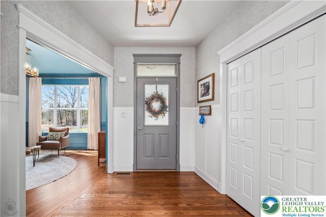 106 Lumbermill Lane, Stroudsburg, PA 18360