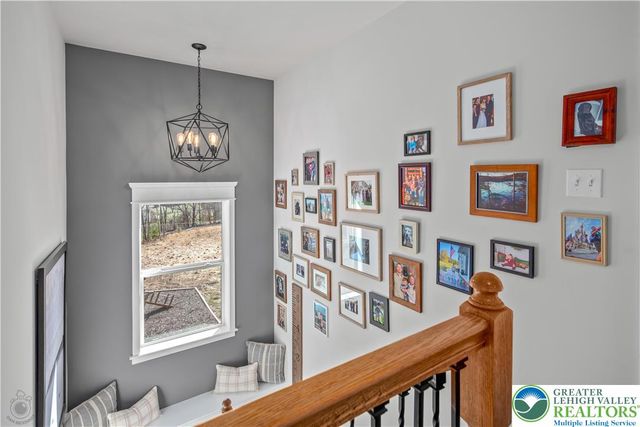 106 Lumbermill Lane, Stroudsburg, PA 18360