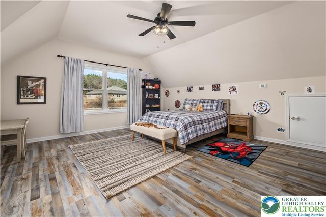 106 Lumbermill Lane, Stroudsburg, PA 18360