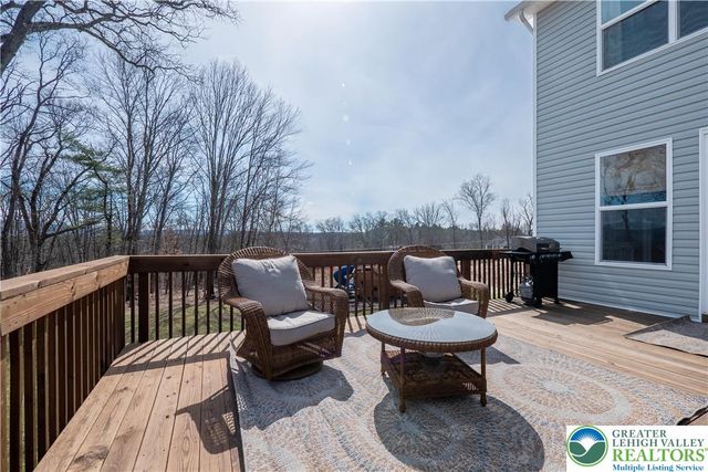 106 Lumbermill Lane, Stroudsburg, PA 18360