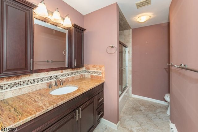 10 Celtic Way, Parsippany-troy Hills Twp., NJ 07054