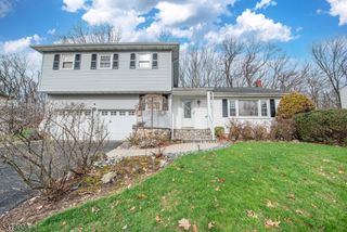 10 Celtic Way, Parsippany-troy Hills Twp., NJ 07054