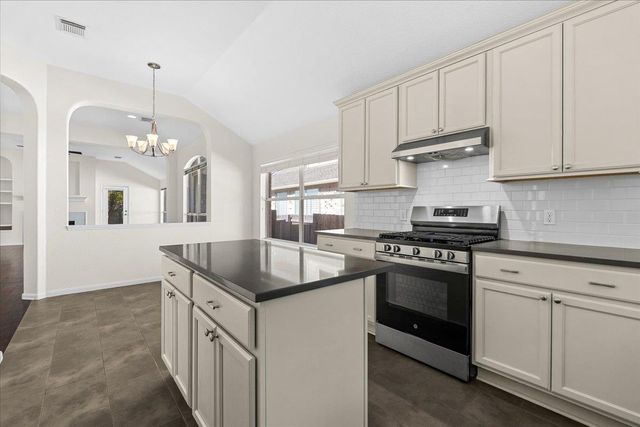 13553 Anarosa LOOP, Austin, TX 78727