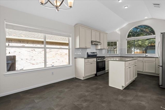 13553 Anarosa LOOP, Austin, TX 78727