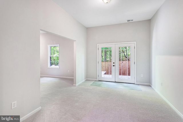 8609 SHORT ST, Manassas, VA 20112