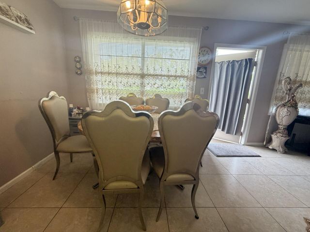 1011 Ventnor Crescent, Deerfield Beach, FL 33442