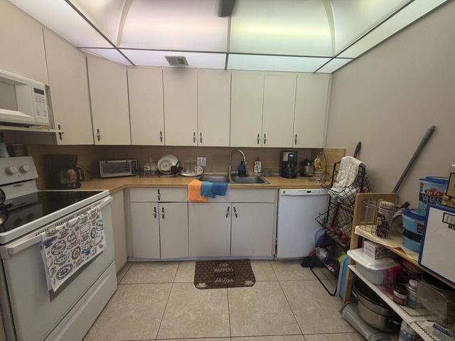 1011 Ventnor Crescent, Deerfield Beach, FL 33442