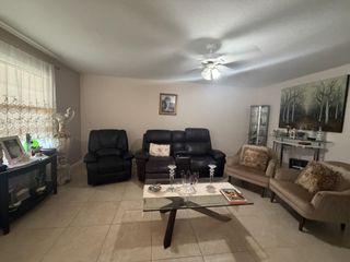 1011 Ventnor Crescent, Deerfield Beach, FL 33442