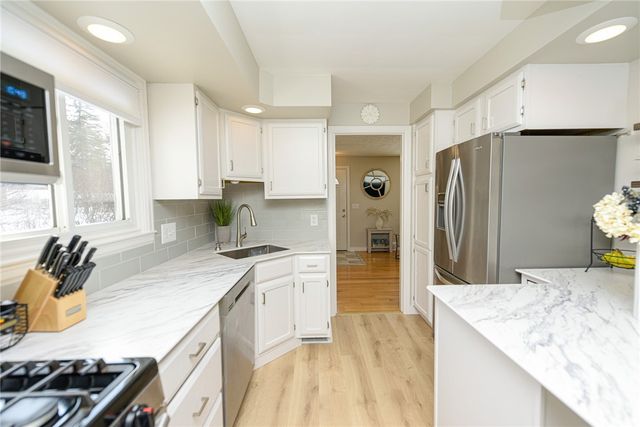 524 Old Mill Lane, Webster, NY 14580