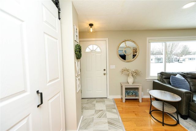 524 Old Mill Lane, Webster, NY 14580