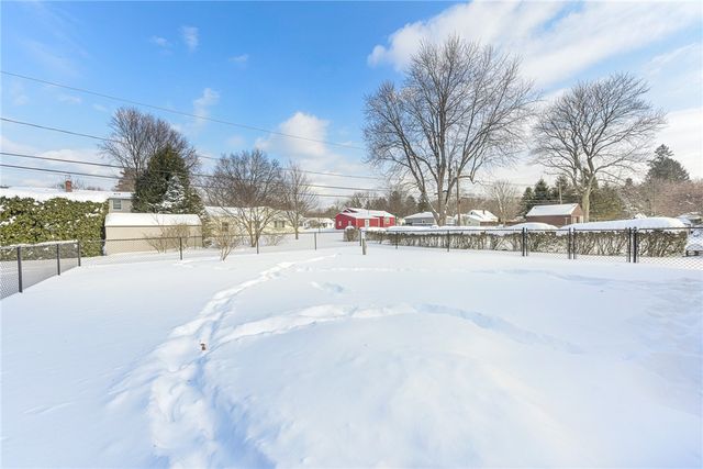 524 Old Mill Lane, Webster, NY 14580