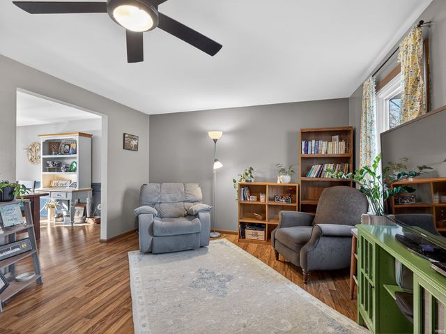 4803 Oak Creek Court, Fort Wayne, IN 46835