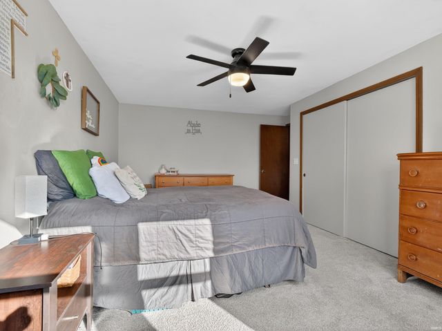 4803 Oak Creek Court, Fort Wayne, IN 46835