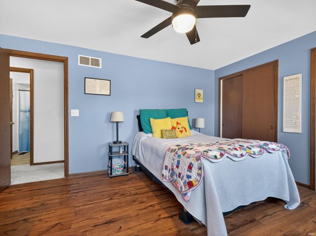 4803 Oak Creek Court, Fort Wayne, IN 46835