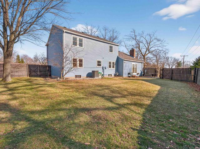 4803 Oak Creek Court, Fort Wayne, IN 46835