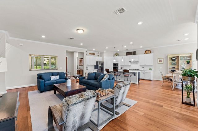 225 Fox Trotter, The Woodlands, TX 77382