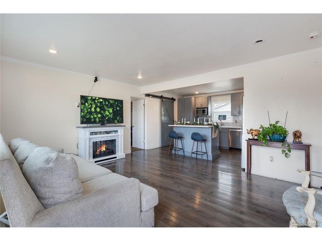 1345 Dallas St, Aurora, CO 80010