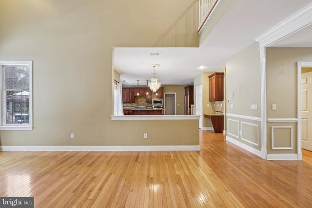 22 HALLETT DR, Pennington, NJ 08534