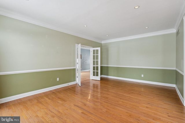 22 HALLETT DR, Pennington, NJ 08534