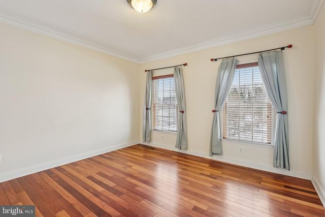 22 HALLETT DR, Pennington, NJ 08534