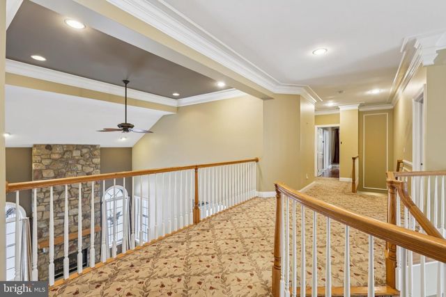 22 HALLETT DR, Pennington, NJ 08534