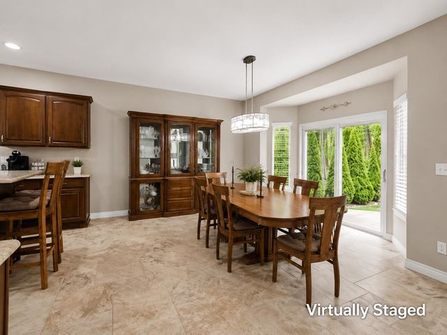 45654 Lookout Drive, Macomb, MI 48044