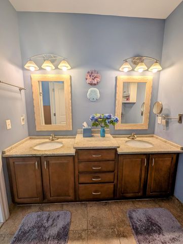 45654 Lookout Drive, Macomb, MI 48044