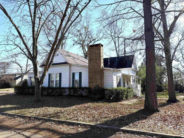 300 S Beech, Winnsboro, TX 75494
