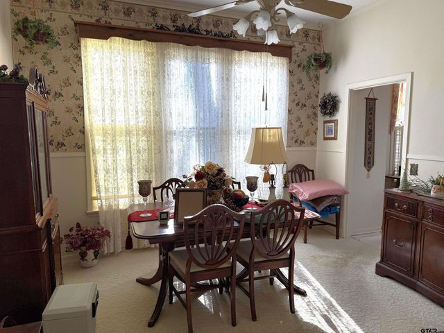 300 S Beech, Winnsboro, TX 75494