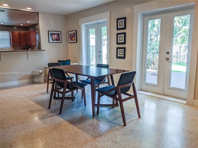 6969 SW 82nd Ct main, Miami, FL 33143