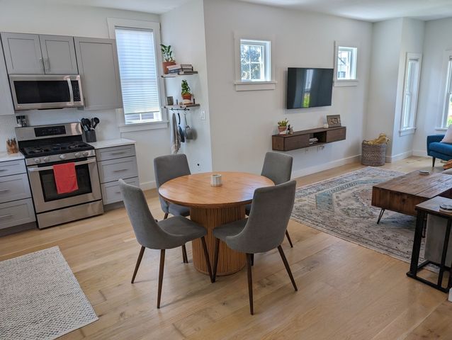 25 Spring St, Medford, MA 02155