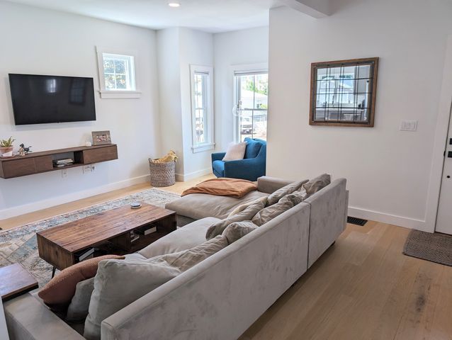 25 Spring St, Medford, MA 02155